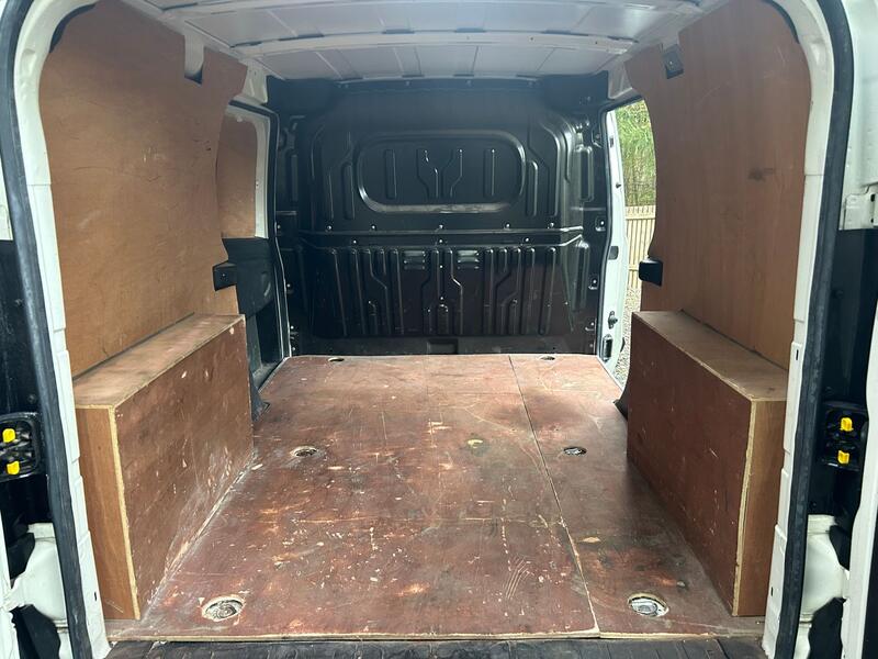 VAUXHALL COMBO