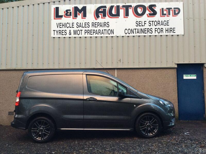View FORD TRANSIT COURIER 1.5 TDCi Sport