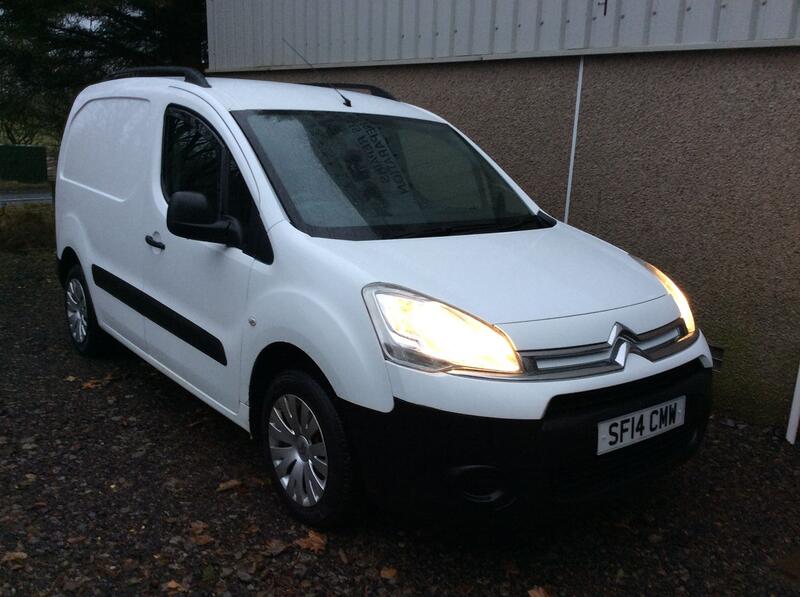 View CITROEN BERLINGO 1.6 HDi 625 LX 