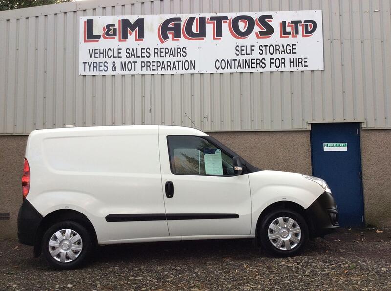 View VAUXHALL COMBO 1.3 CDTi 2000 ecoFLEX 