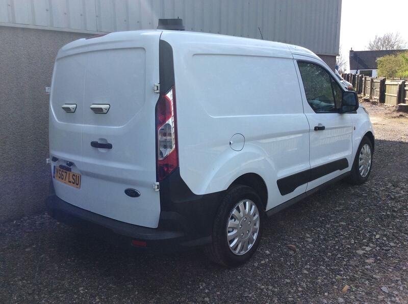 View FORD TRANSIT CONNECT 1.5 TDCi 220