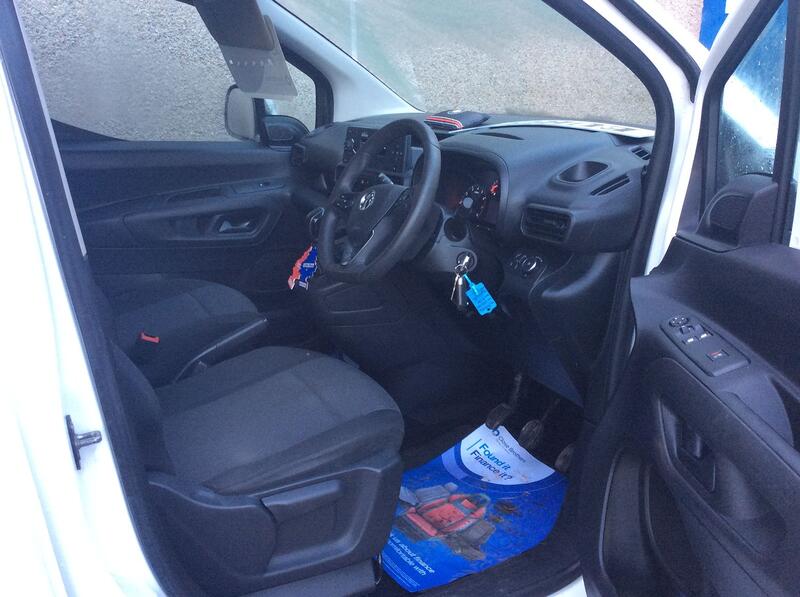 VAUXHALL COMBO