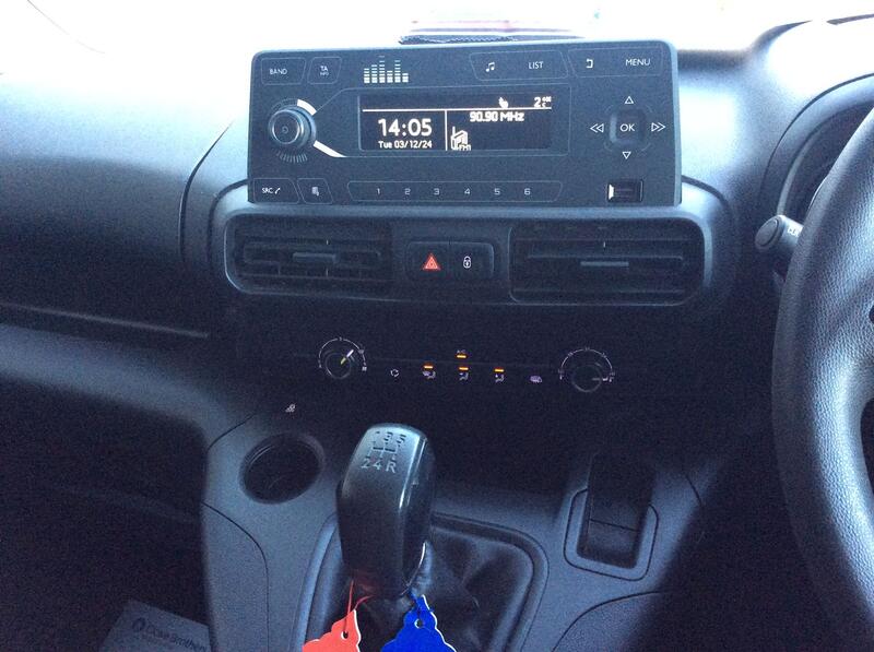 VAUXHALL COMBO