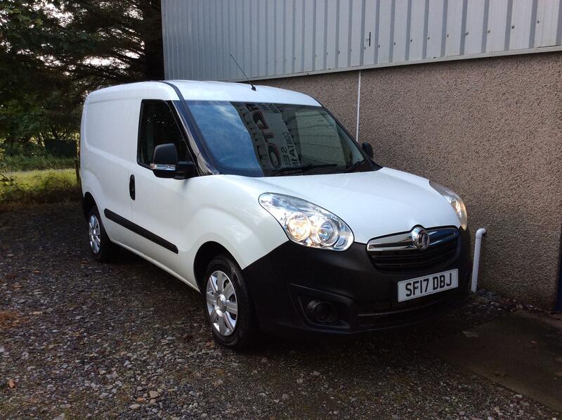 View VAUXHALL COMBO 1.3 CDTi 2000 16v