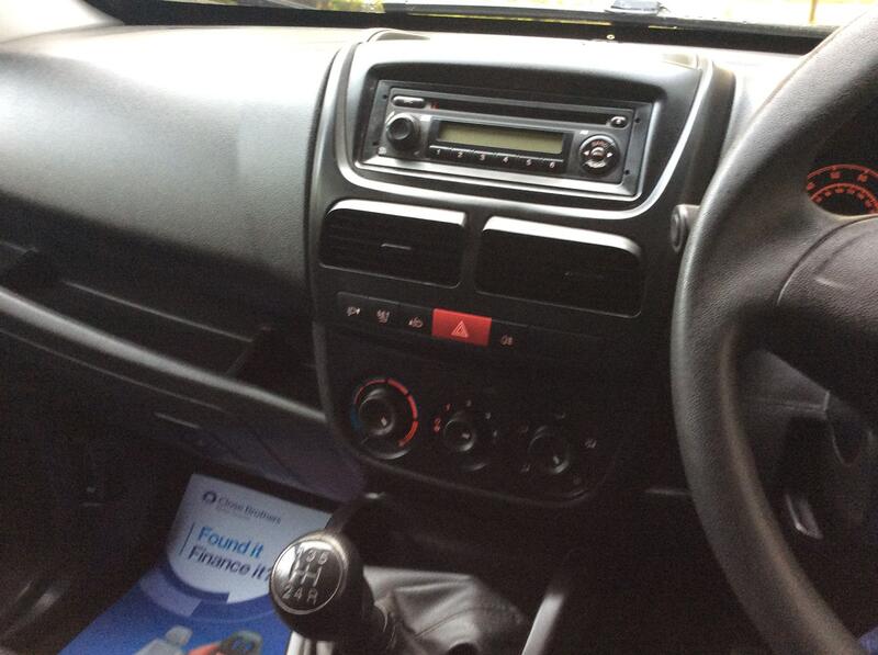 VAUXHALL COMBO