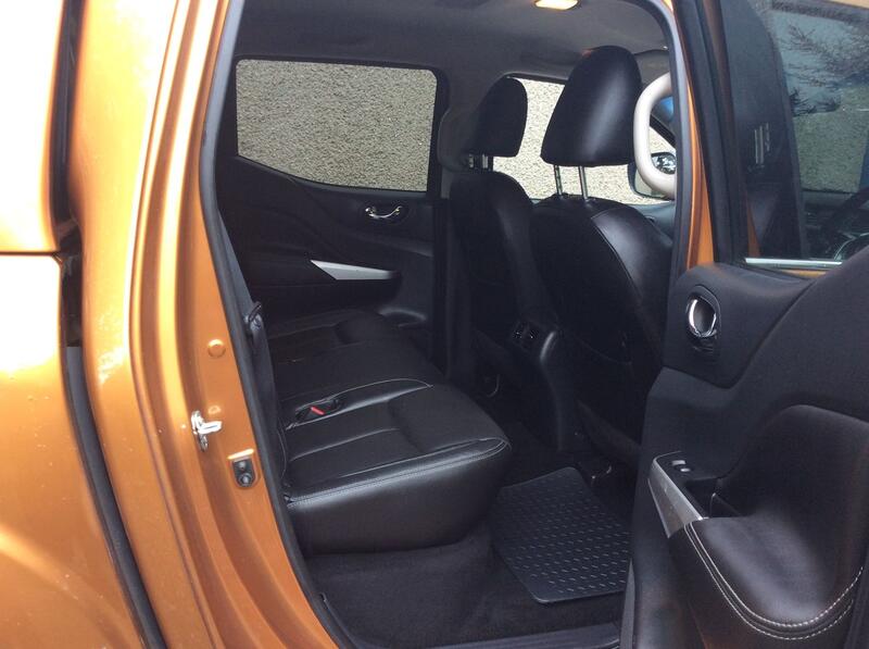 NISSAN NAVARA