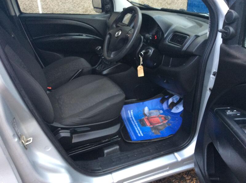 VAUXHALL COMBO