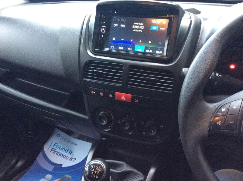 VAUXHALL COMBO