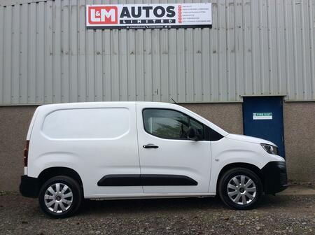 PEUGEOT PARTNER 1.5 BlueHDi 1000 Professional