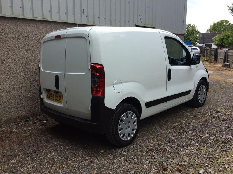 View PEUGEOT BIPPER 1.3 HDi SE