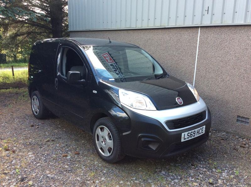 View FIAT FIORINO 1.4 New Fiorino Cargo 1.4 75hp Tecnico Eu6d