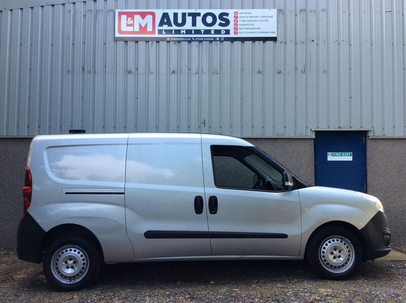 View VAUXHALL COMBO 1.3 CDTi 2300 ecoFLEX 16v