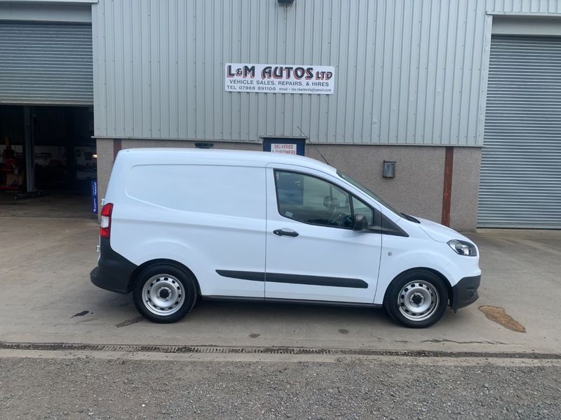 View FORD TRANSIT COURIER BASE