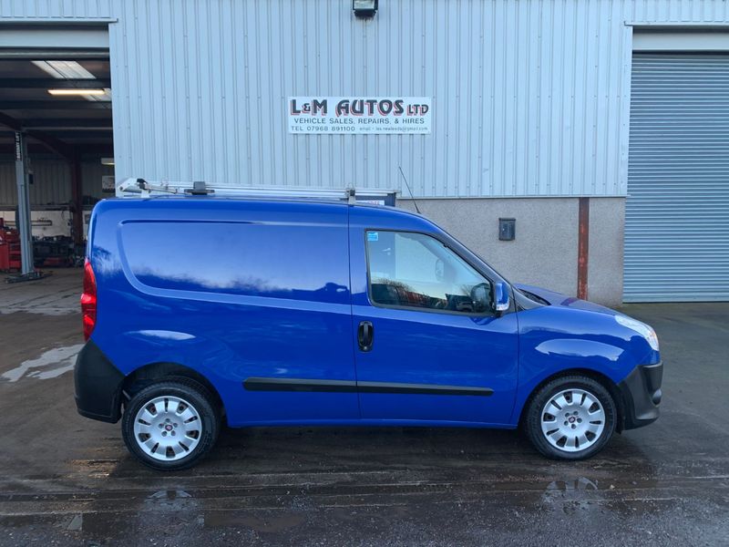 View FIAT DOBLO 16V SX MULTIJET