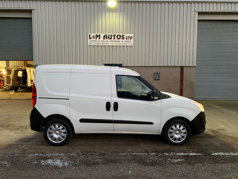 View VAUXHALL COMBO 2300 L1H1 CDTI S-S ECOFLEX