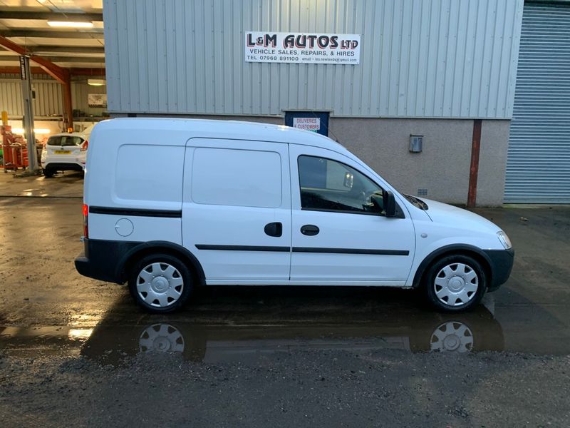 View VAUXHALL COMBO CDTI CREWVAN CDV