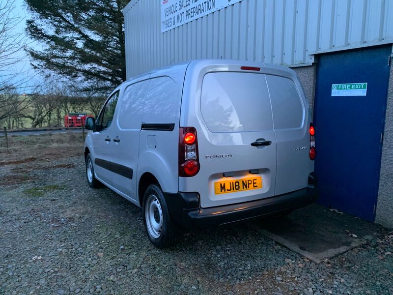 PEUGEOT PARTNER