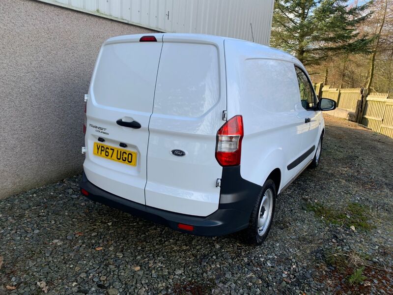 View FORD TRANSIT COURIER BASE TDCI