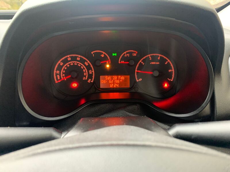 VAUXHALL COMBO