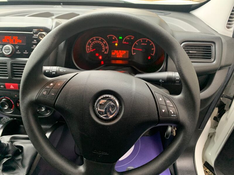 VAUXHALL COMBO