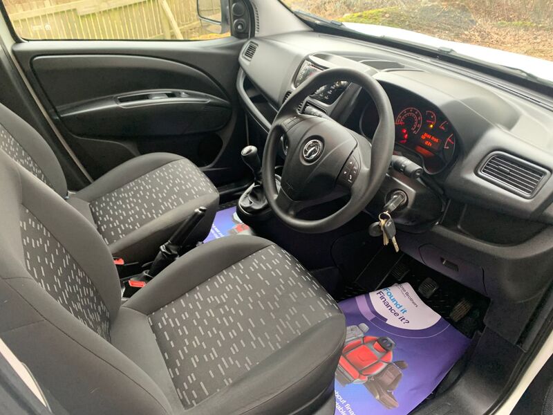VAUXHALL COMBO