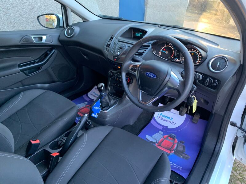 FORD FIESTA