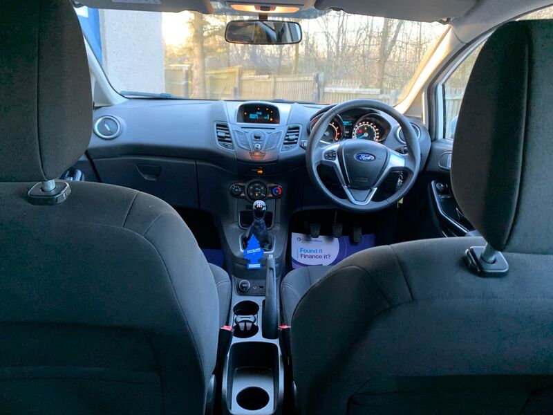 FORD FIESTA