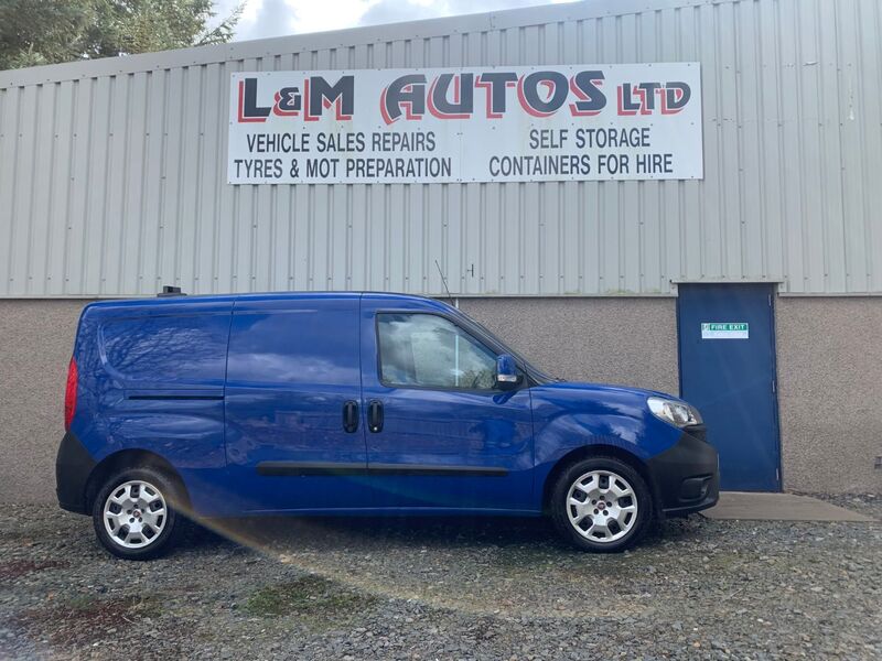 View FIAT DOBLO 16V SX MULTIJET