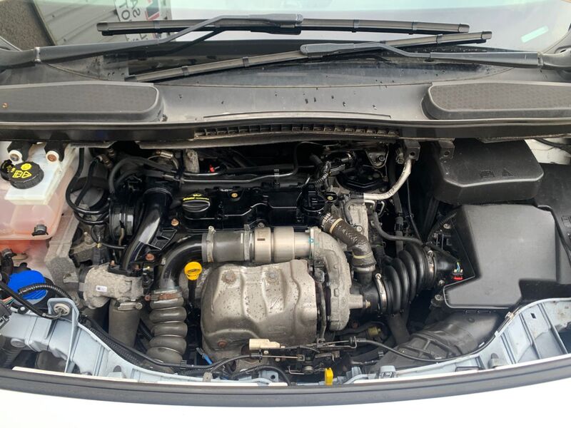 FORD TRANSIT CONNECT
