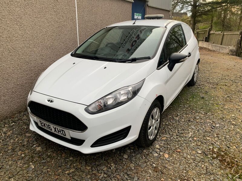 FORD FIESTA VAN