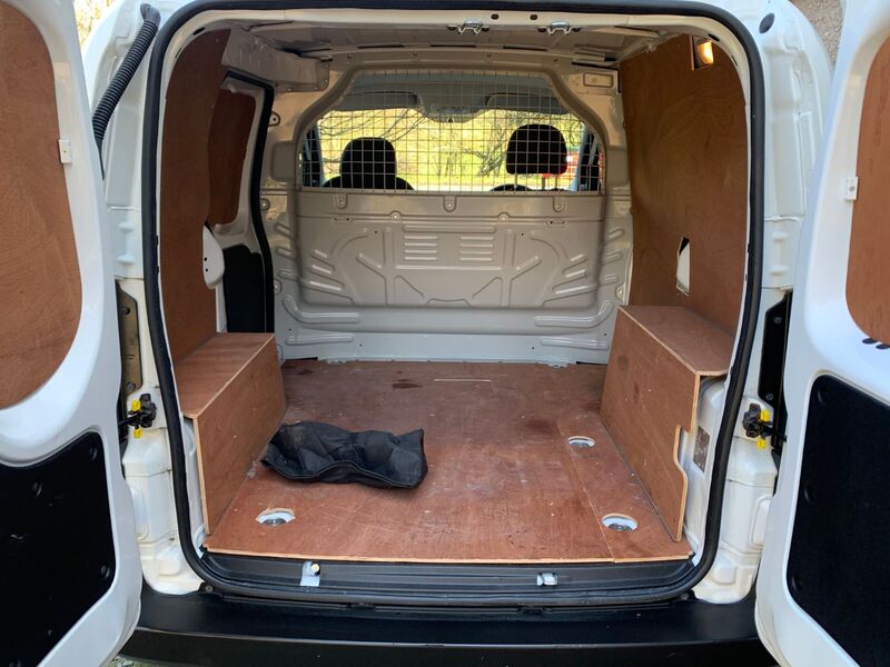 PEUGEOT BIPPER