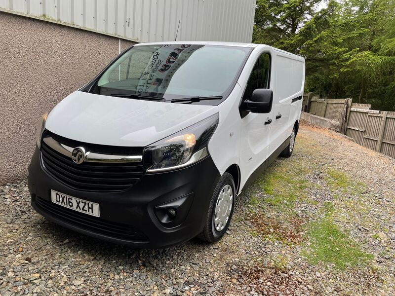 VAUXHALL VIVARO