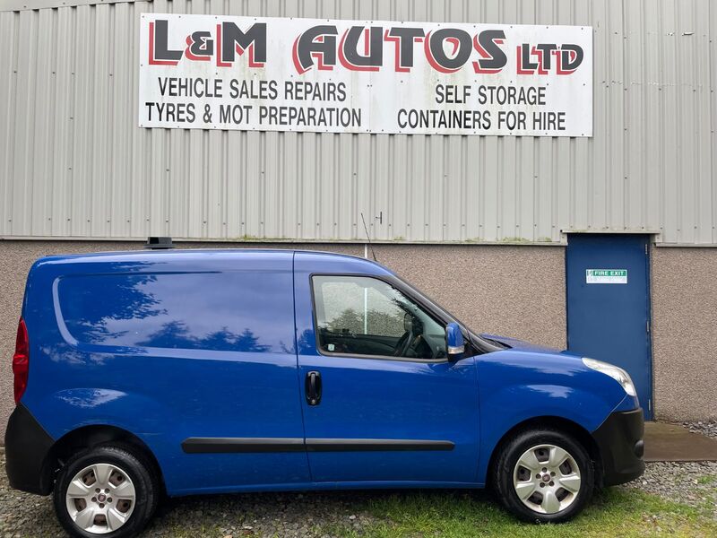 View FIAT DOBLO 16V SX MULTIJET