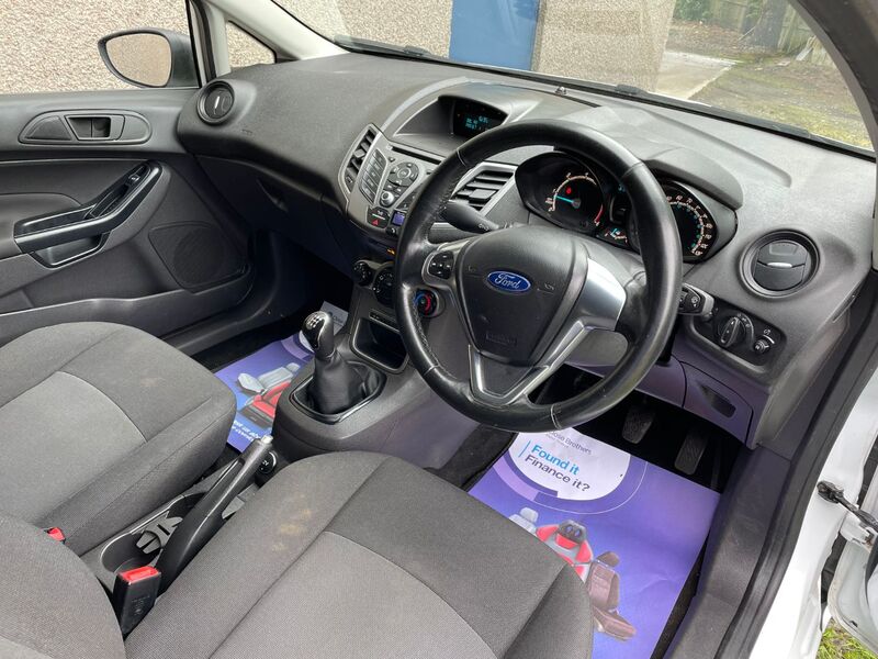 FORD FIESTA VAN