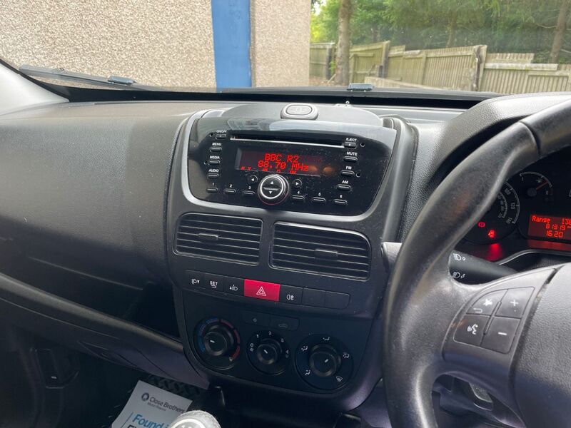 VAUXHALL COMBO