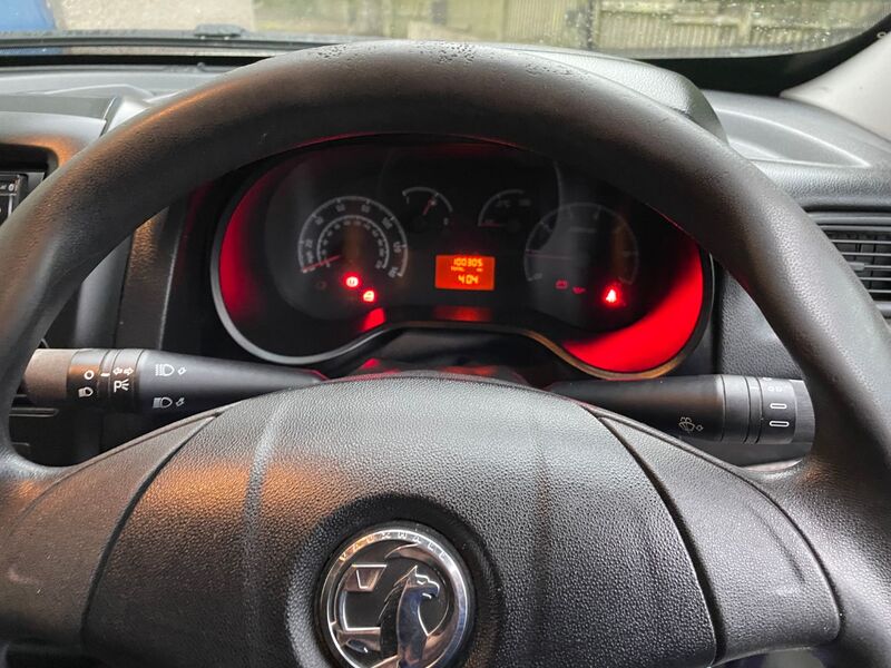 VAUXHALL COMBO