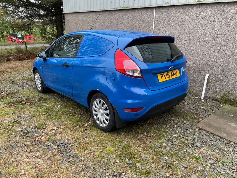 FORD FIESTA