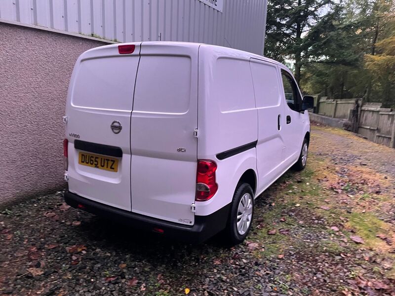 View NISSAN NV200 DCI ACENTA