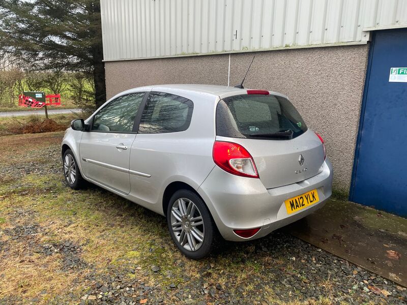 RENAULT CLIO