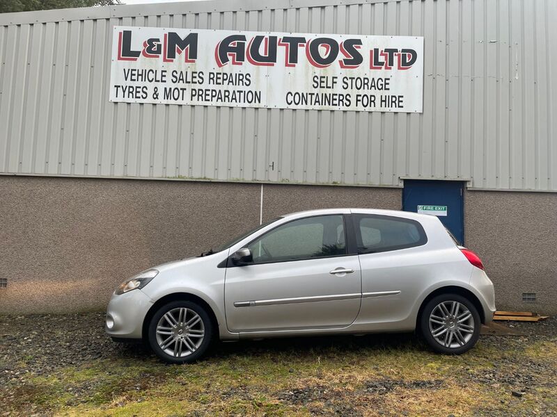 RENAULT CLIO