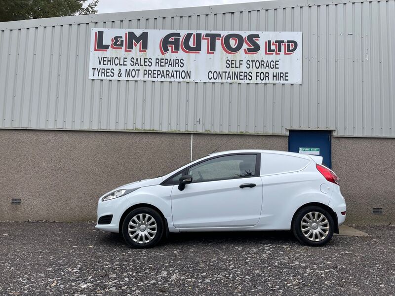 FORD FIESTA VAN
