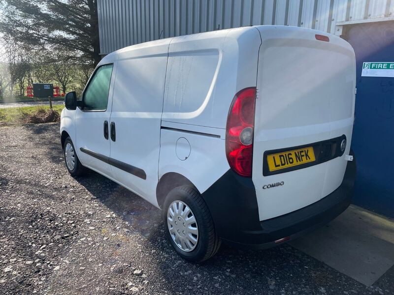 VAUXHALL COMBO