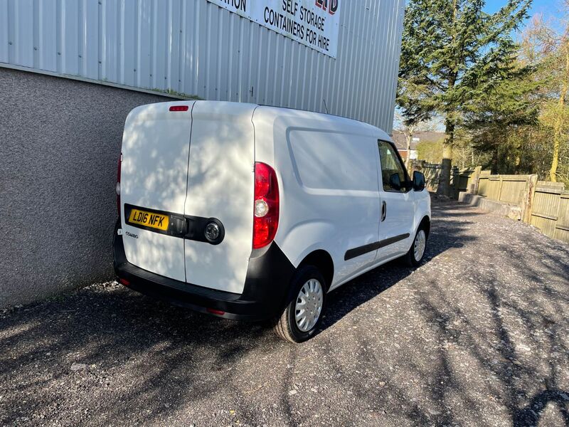 View VAUXHALL COMBO 2000 L1H1 CDTI