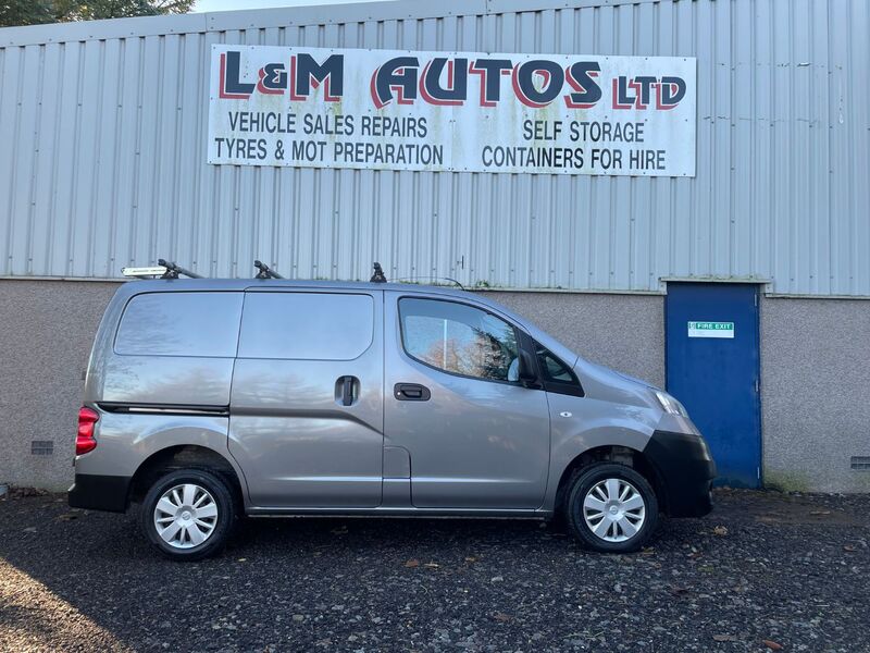 View NISSAN NV200 DCI ACENTA