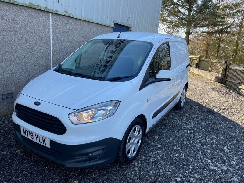 FORD TRANSIT COURIER