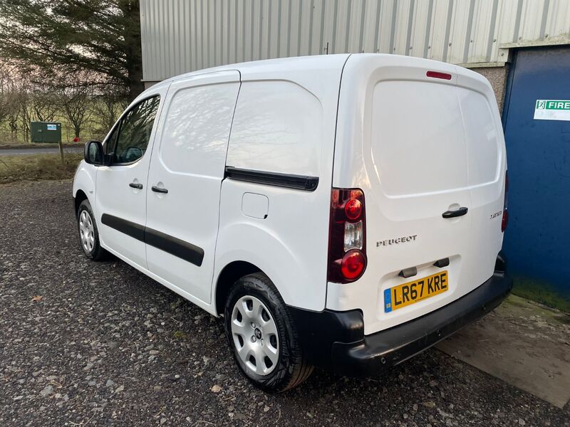 PEUGEOT PARTNER