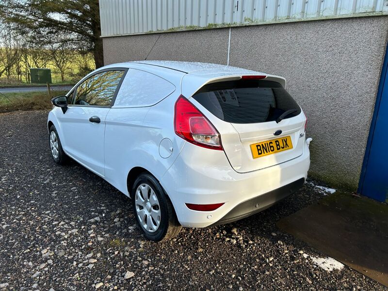 FORD FIESTA VAN