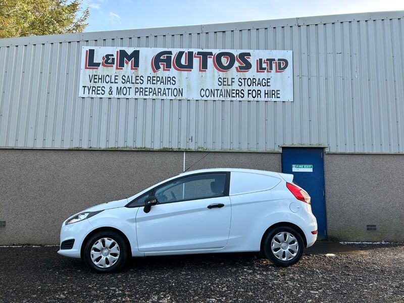 FORD FIESTA VAN