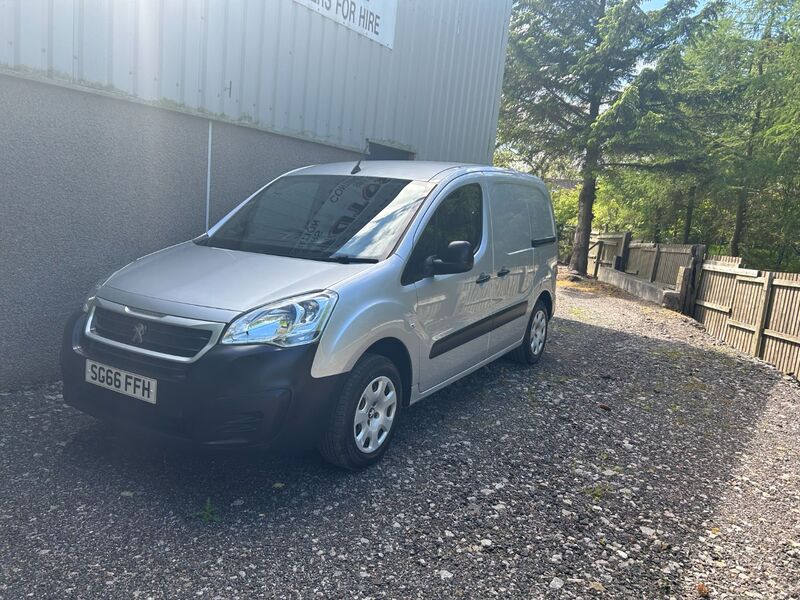PEUGEOT PARTNER