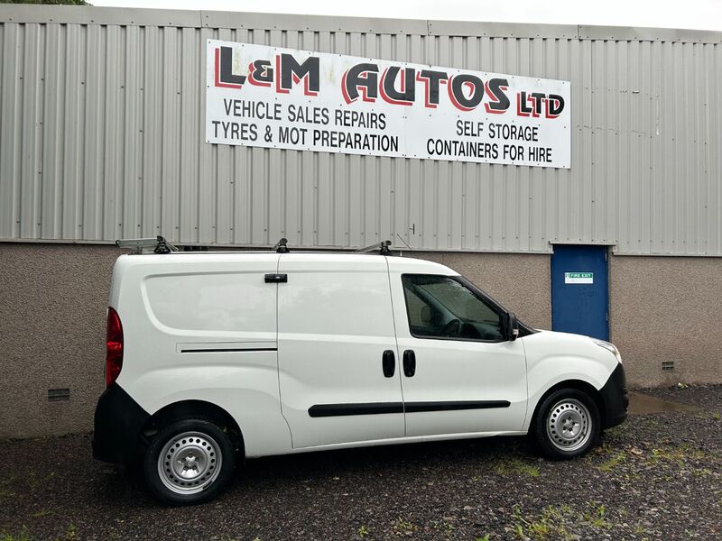 View VAUXHALL COMBO L2H1 2300 CDTI SS